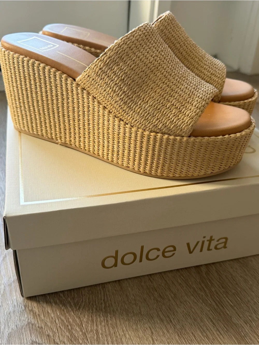 Dolce Vita Joclyn Wedge Sandals Light Natural Raffia Women’s Size 11 NWT